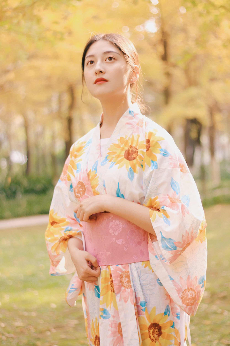 清新水灵和服美女迷人养眼写真图片图片