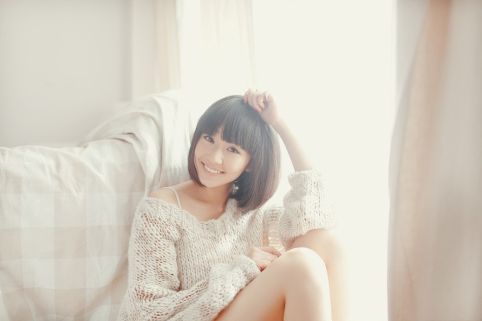 王思思纯色个性写真图片图片