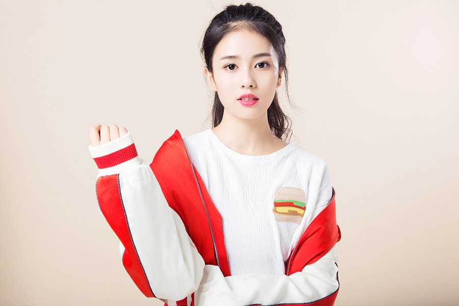 白鹿图片