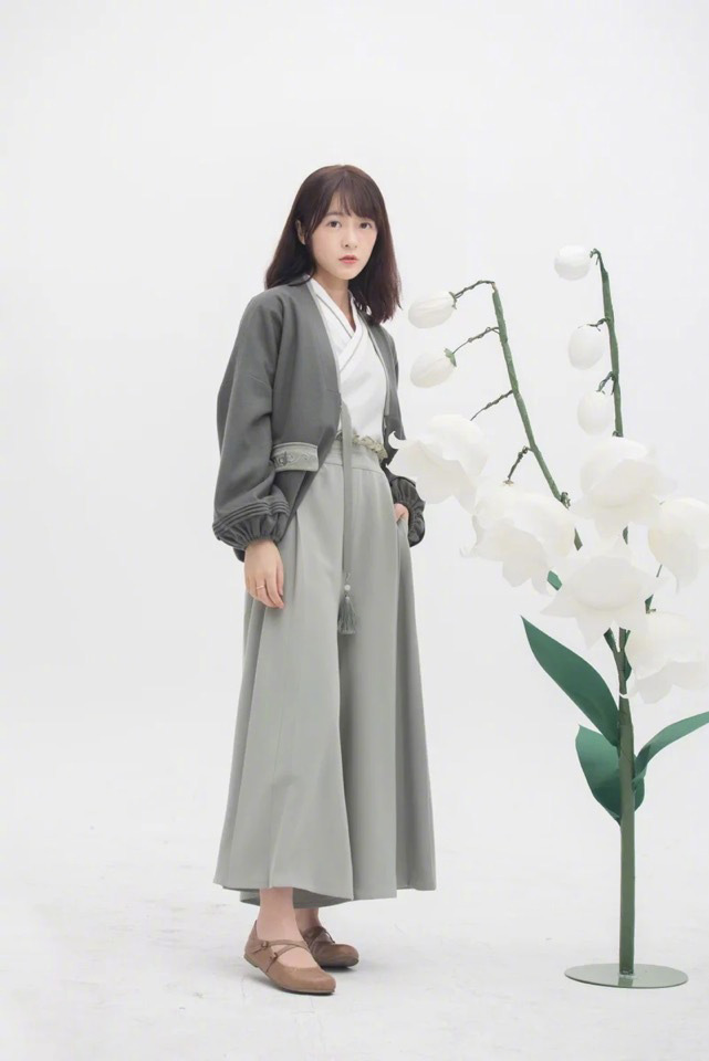 高清浙江省宁波美女徐娇唯美汉服古装甜美写真图片图片 高清浙江省宁波美女徐娇唯美汉服古装甜美写真图片图片