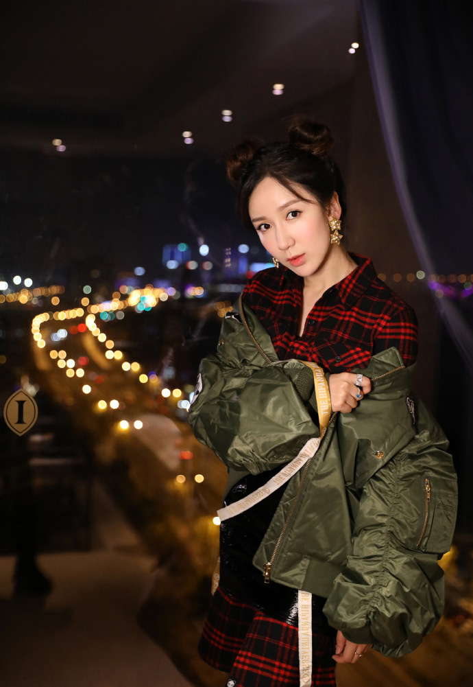 郭碧婷最新深夜时尚街拍写真图片图片