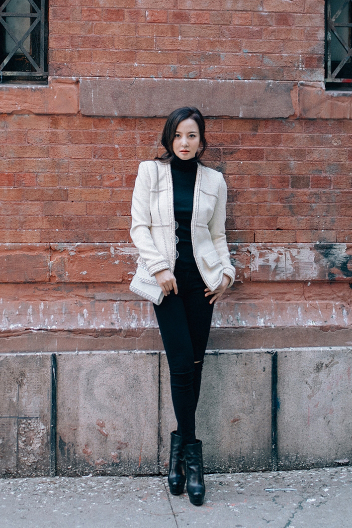 中国内地重庆影视女演员陶红简约清爽时尚街拍写真图片图片