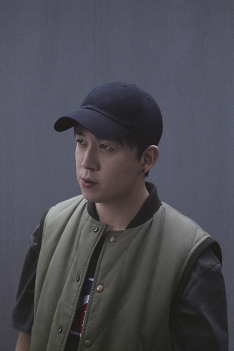 潘粤明图片
