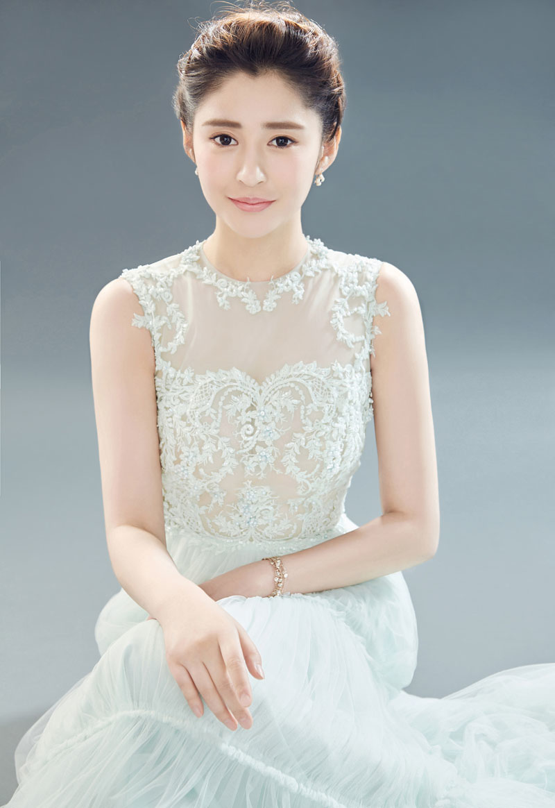 李心图片