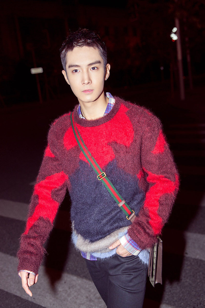 高清浙江省杭州男明显盛一伦英伦复古风杂志写真图片图片