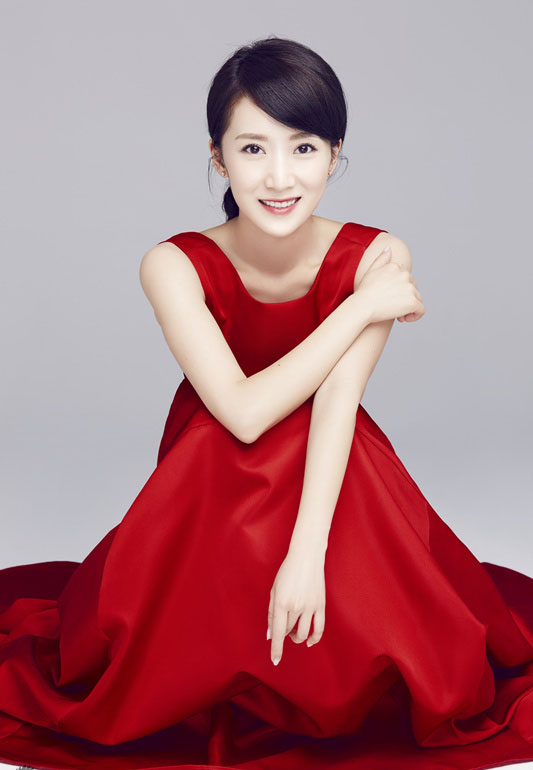 李念性感时尚写真图片图片