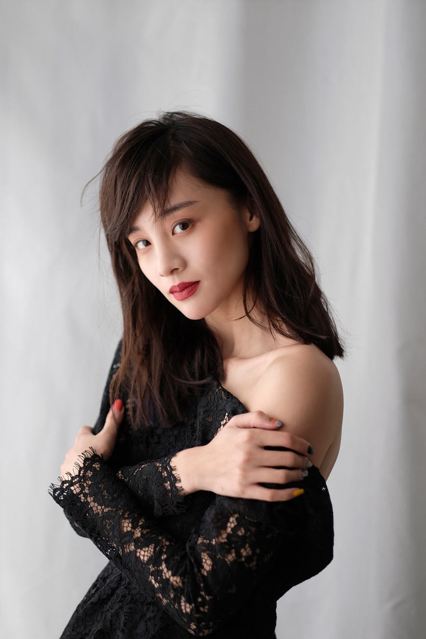 章龄之图片