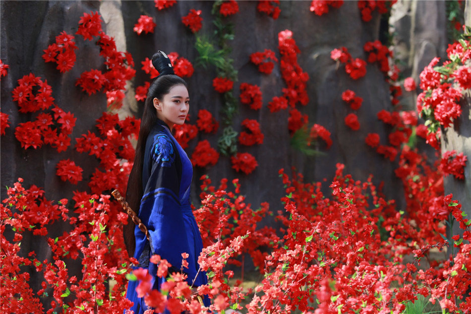 高清中国内地女演张馨予优雅气质性感写真图片桌面壁纸图片