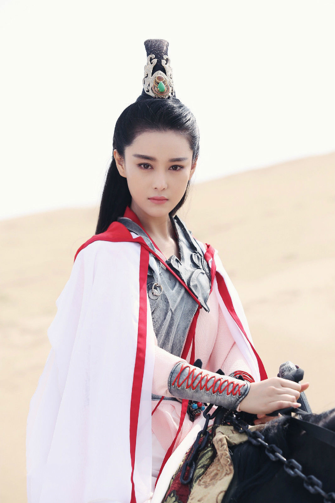 高清中国内地女演张馨予优雅气质性感写真图片桌面壁纸图片