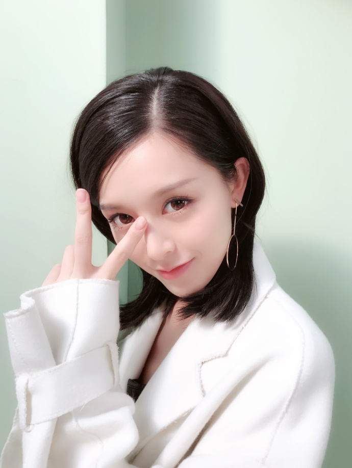 文咏珊图片
