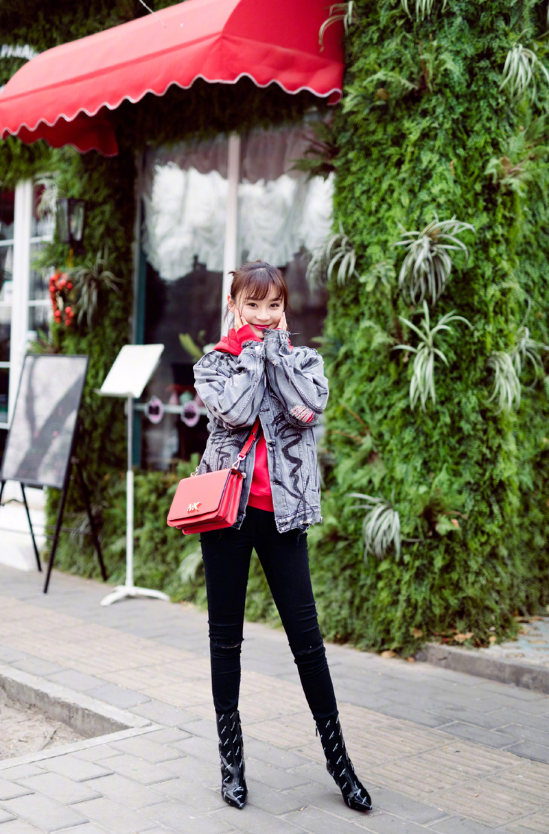 马甲线女王袁姗姗时尚性感写真图片超赞身材图片