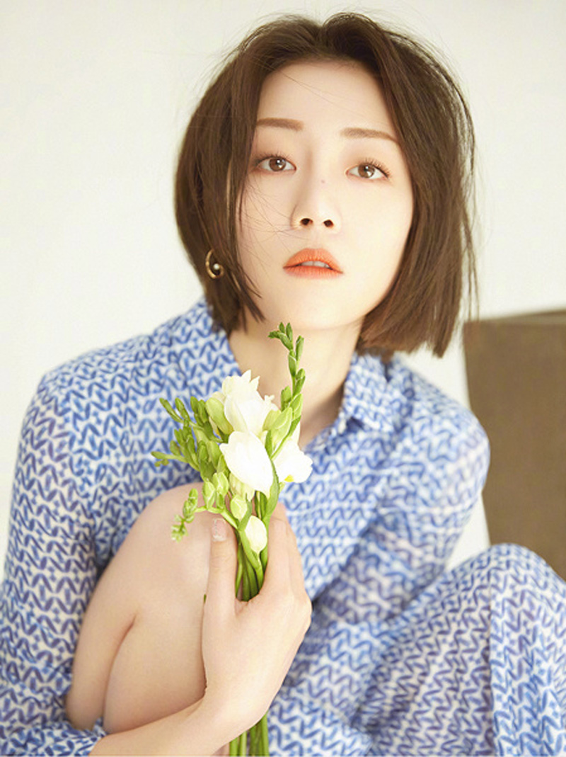 李溪芮图片
