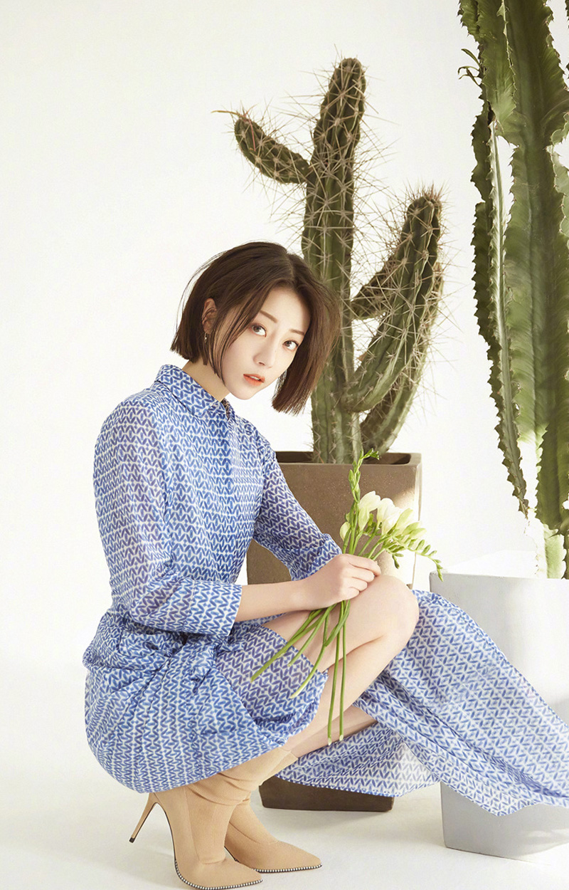 李溪芮图片