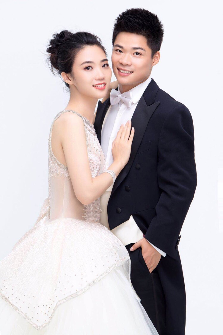 苏炳添婚纱照高清图片图片