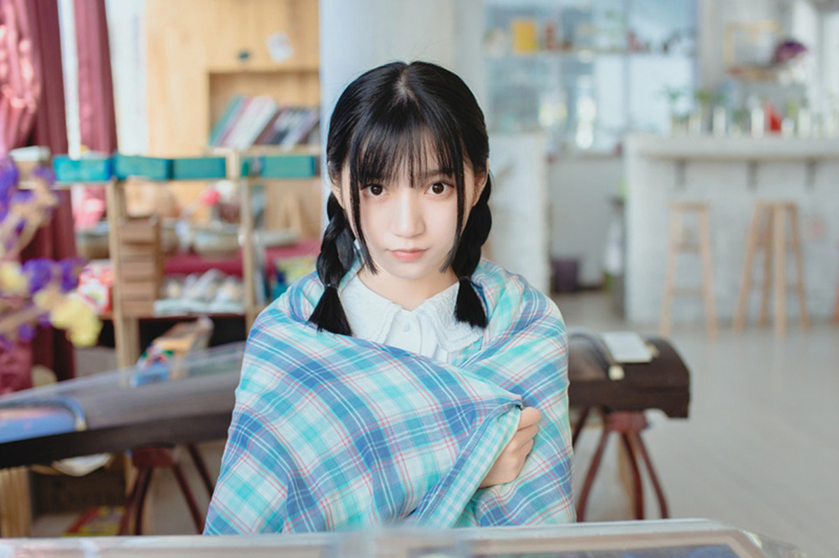 萝莉美少女文艺田园风迷人写真图片图片