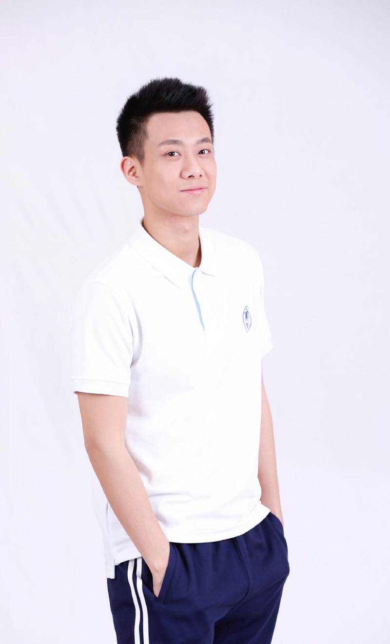 高至霆《致我们单纯的小美好》校服剧照图片图片