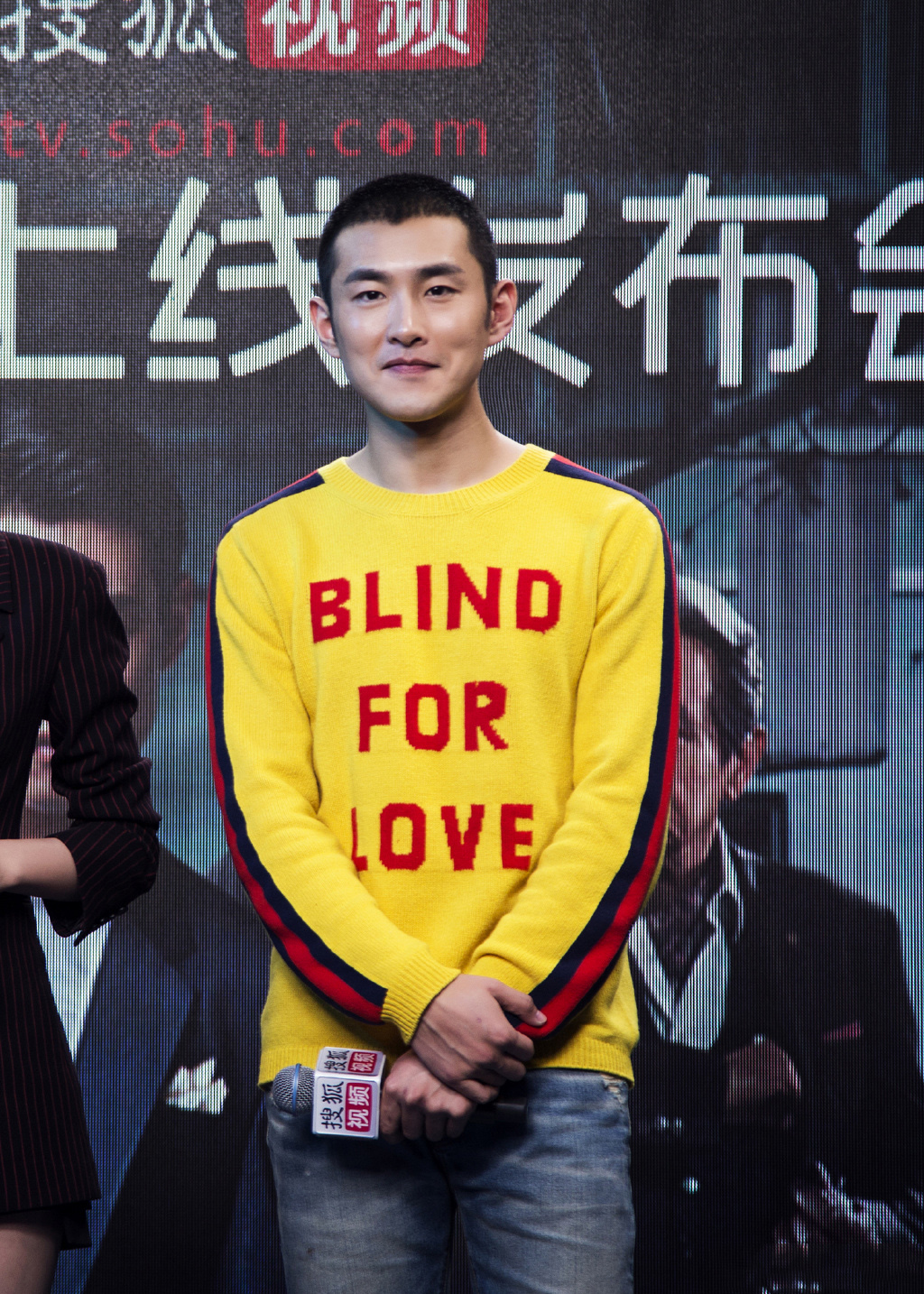 中国内地辽宁鞍山男演员王彦霖《王者出击》鲁班造型帅气高清图片图片