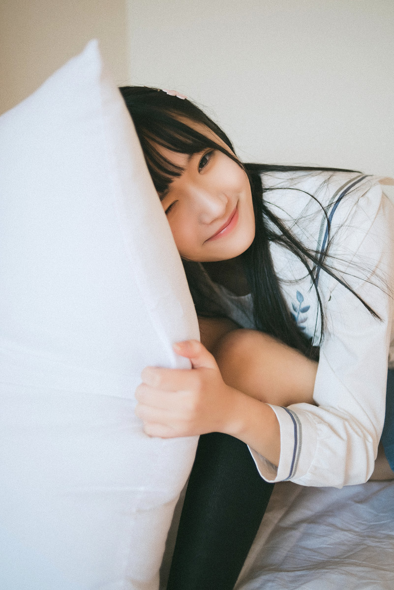 校花美女学生妹冬季雪景养眼迷人写真图片图片
