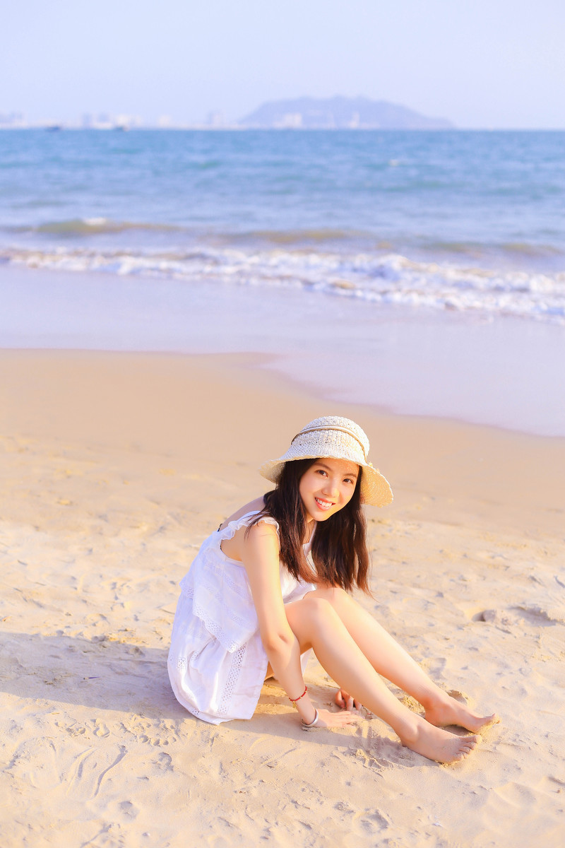 海边美女图片