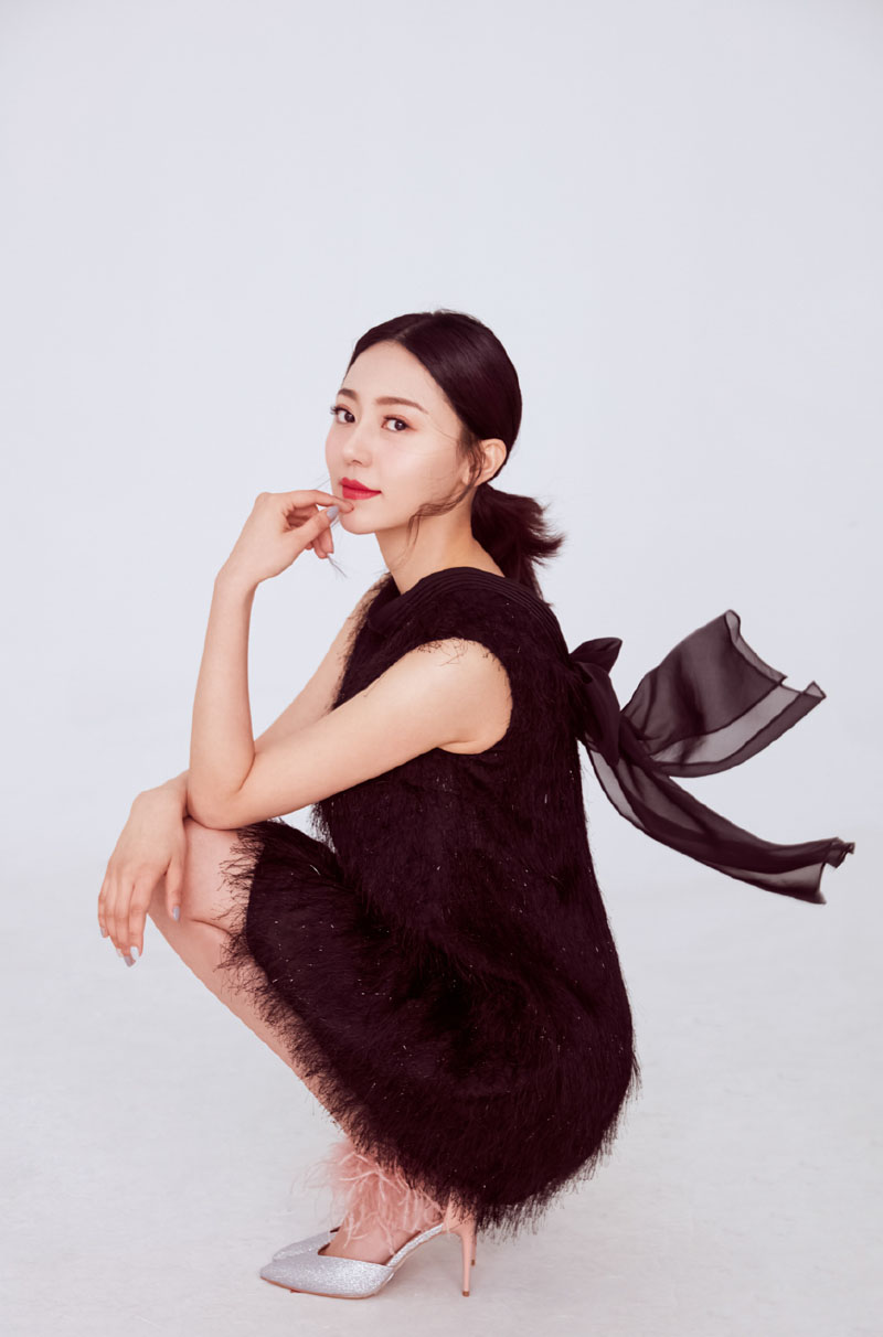 黄梦莹图片