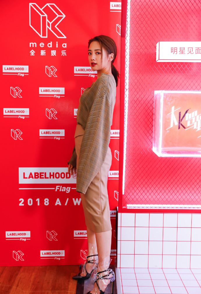 台湾女演员鬼鬼吴映洁黑白写真图片图片