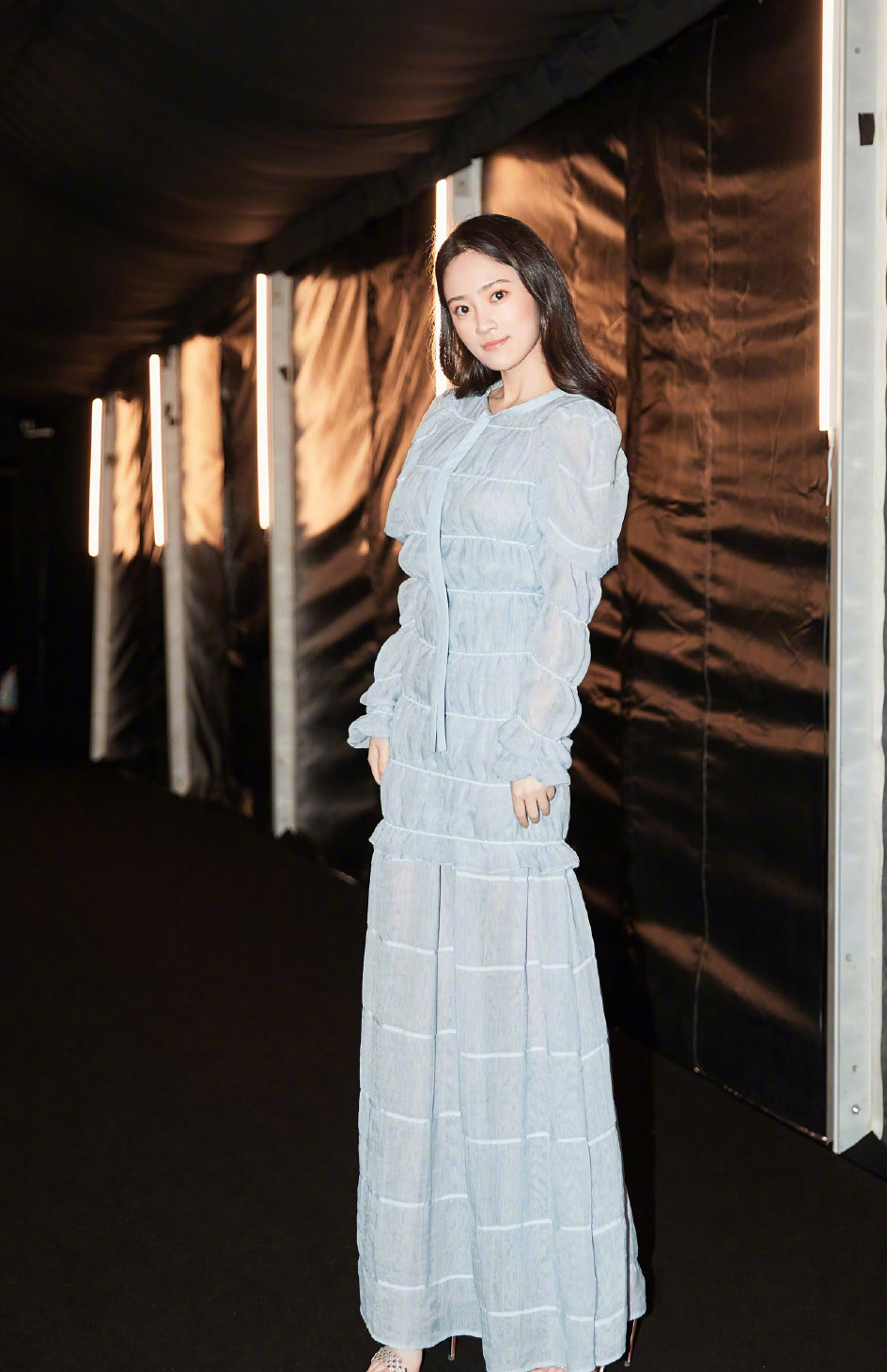 中国内地海市女演员汤梦佳甜美迷人写真桌面壁纸图片
