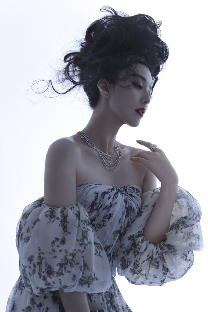 内地山东青岛女演员范冰冰《芭莎珠宝》高贵性感写真图片图片