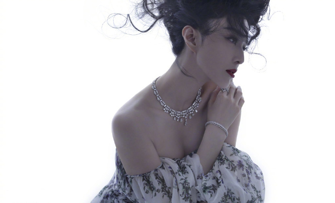 内地山东青岛女演员范冰冰《芭莎珠宝》高贵性感写真图片图片