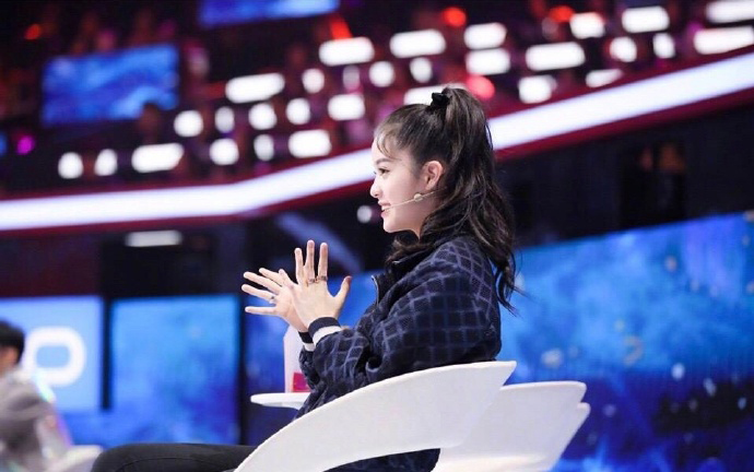 高清徐璐《王牌对王牌》呆萌舞台图片图片