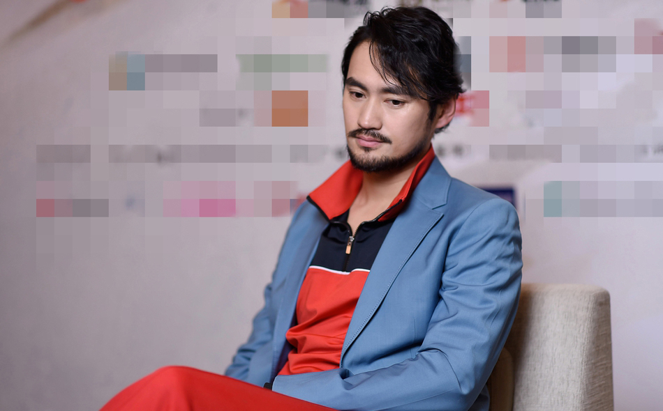 武汉男明显袁弘写真图片图片