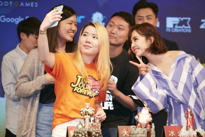 蔡依林图片 蔡依林性感活动照图片