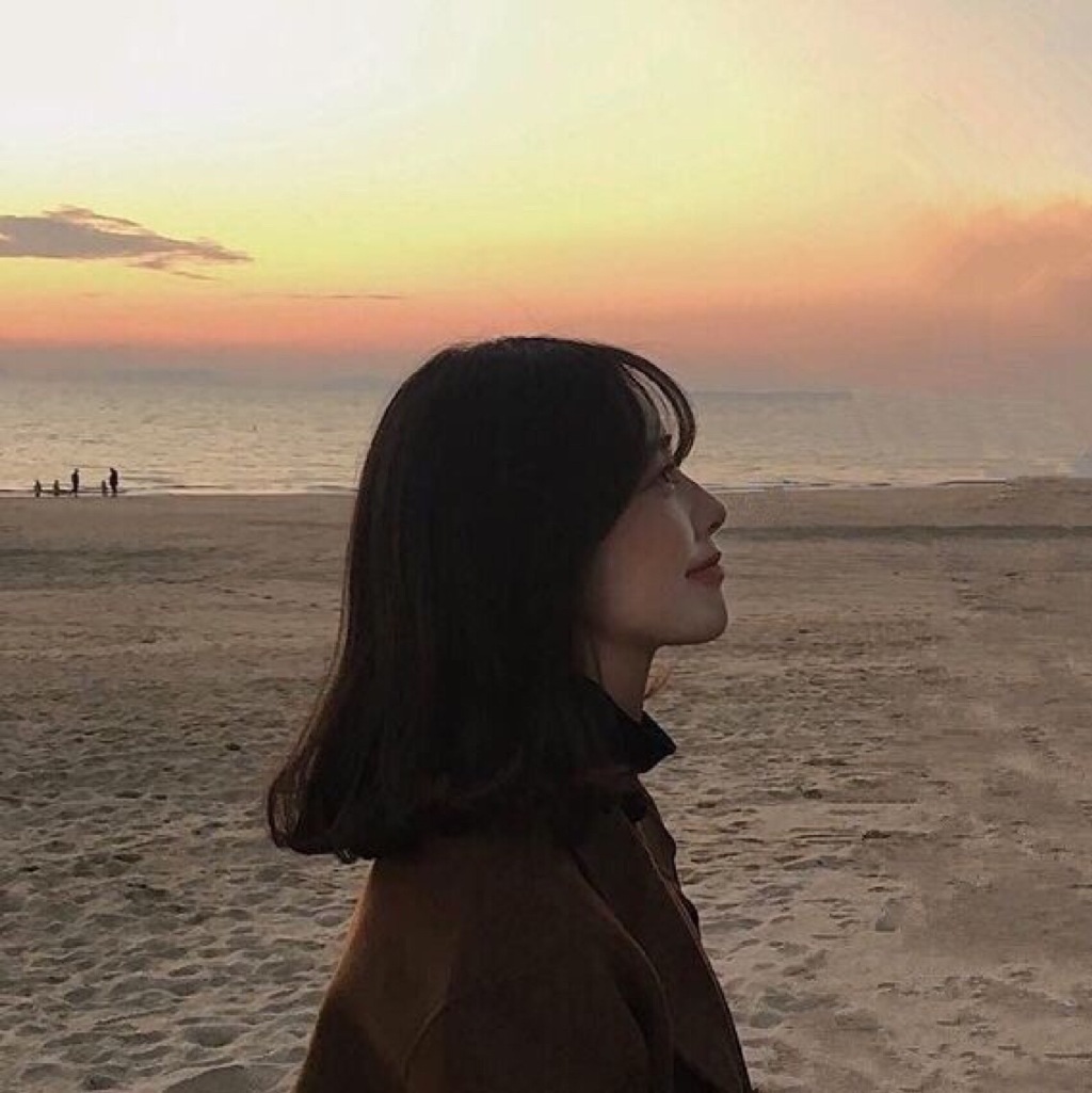唯美复古女生头像图片图片