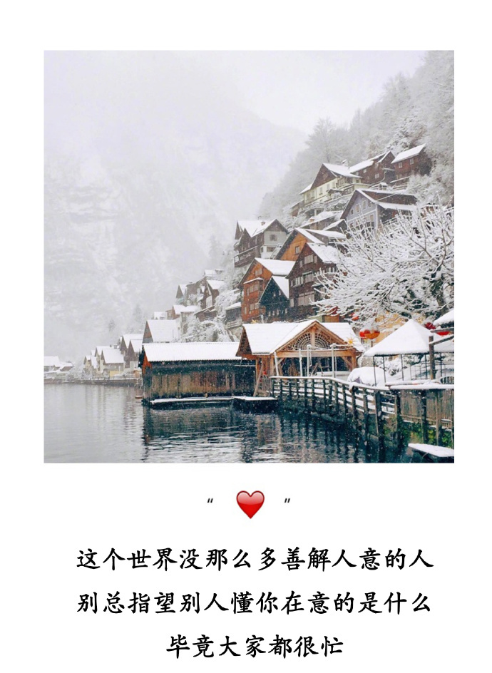陈妍希露背超短裙性感亮相 被评唱功差心情低落图片
