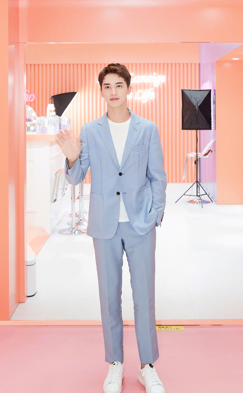 中国内地中国上海男演员许魏洲公益写真图片图片