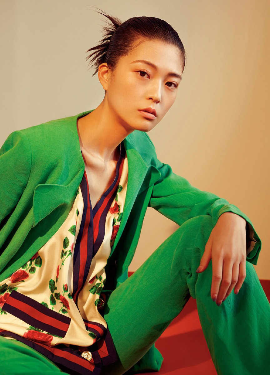 高清内地美女王妍之黑长直性感写真图片图片