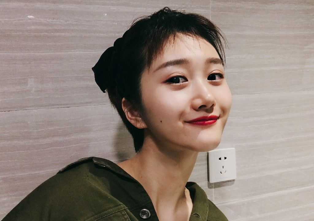 高清女星嘿好样的李璐尔图片图片