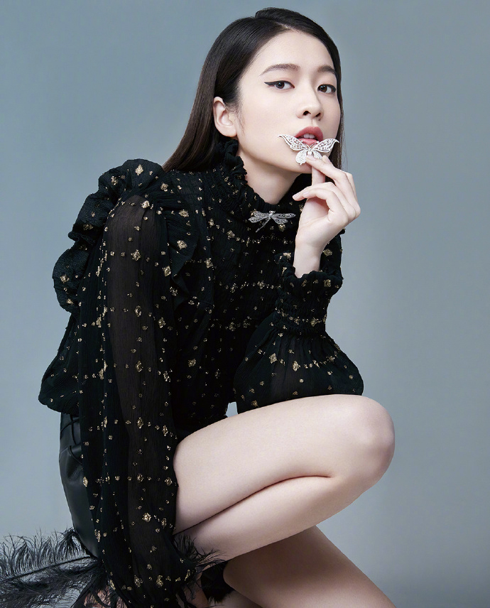 张雪迎图片