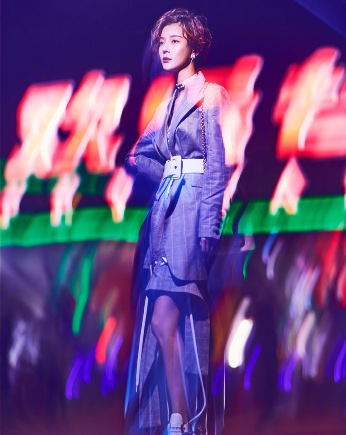 车晓深夜梦幻街拍妩媚性感写真图片图片