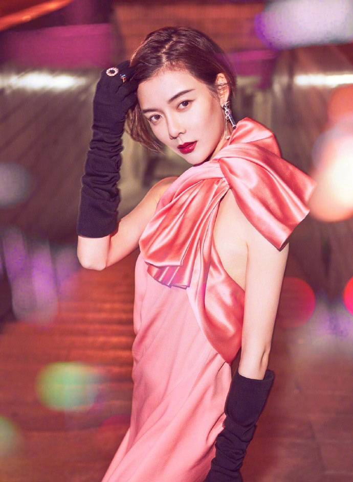 angelababy深夜妖娆自拍写真图片图片