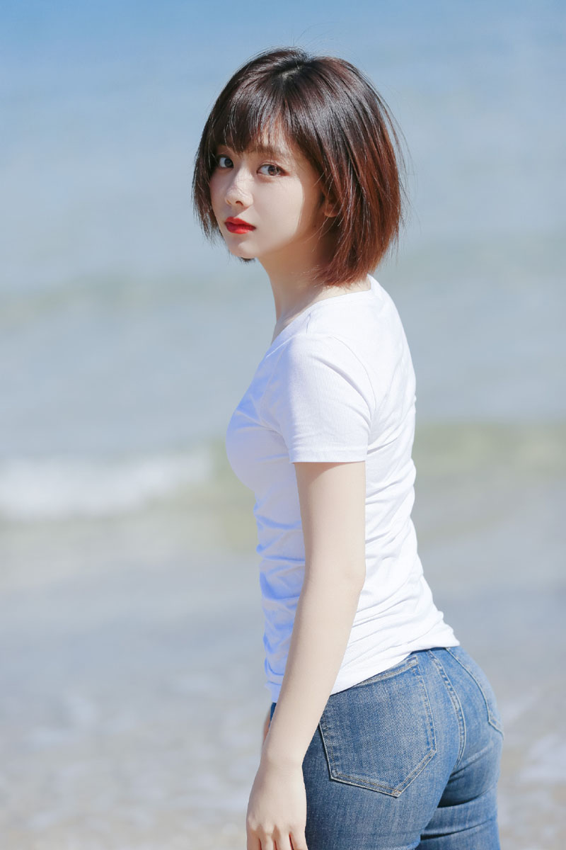 中国内地四川泸州影视女演员可爱女星谭松韵清纯静美写真图片