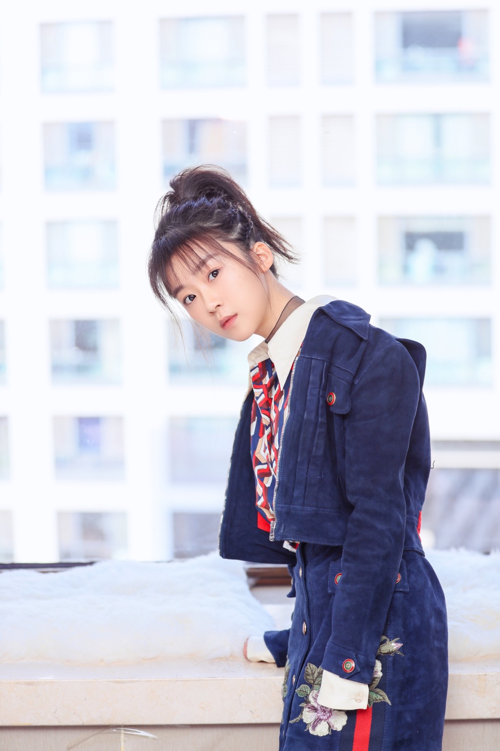 张馨予性感长裙礼服高清图片图片