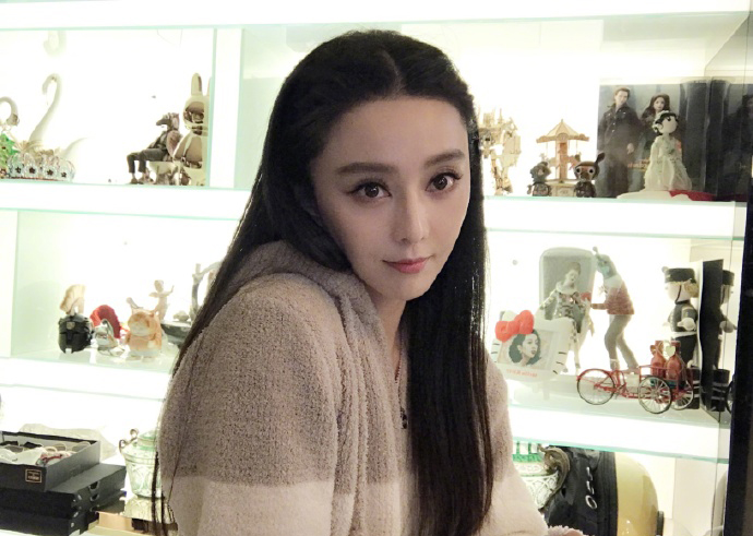 angelababy深夜妖娆自拍写真图片图片