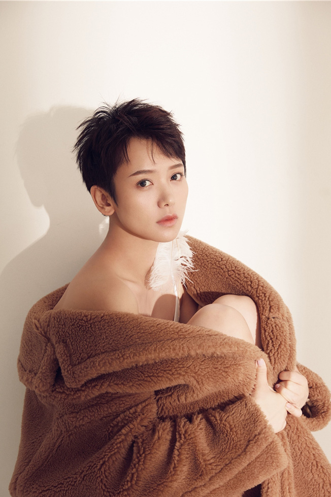 李晓峰图片