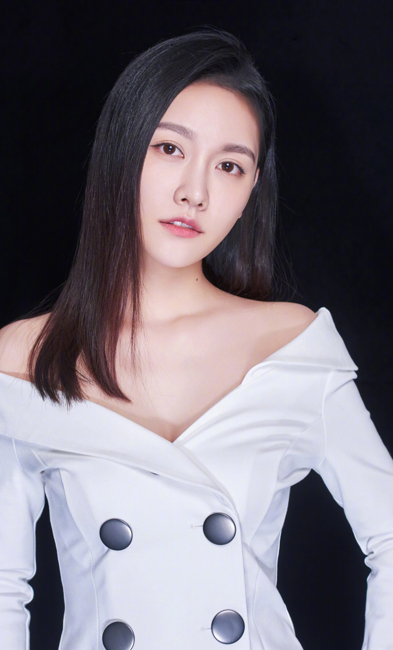 内地重庆渝中女演员孙骁骁清新脱俗时尚写真高清图片图片 内地重庆渝中女演员孙骁骁清新脱俗时尚写真高清图片图片