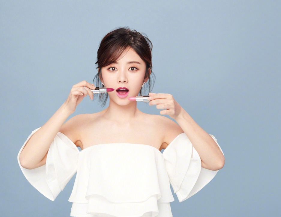 中国内地四川泸州影视女演员可爱女星谭松韵清纯静美写真图片