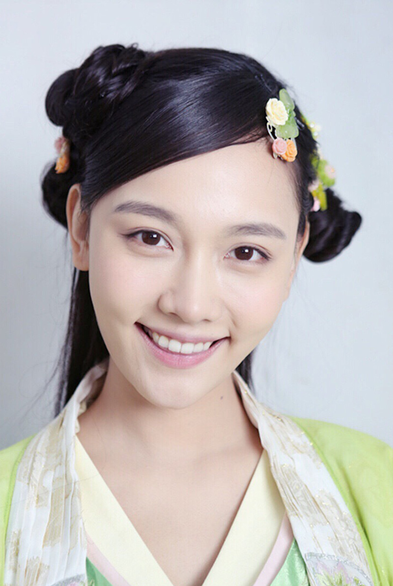 内地重庆渝中女演员孙骁骁可爱俏皮清新古装写真图片图片 内地重庆渝中女演员孙骁骁可爱俏皮清新古装写真图片图片