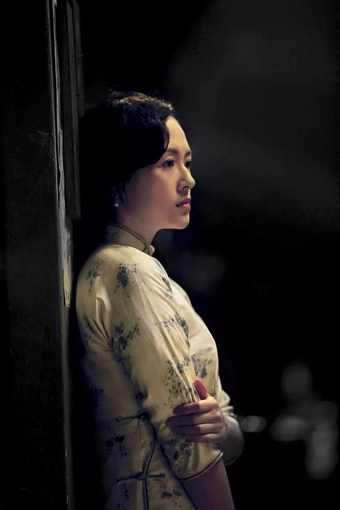 章子怡图片章子怡最新时尚封面图片 恋情甜美人比花娇图片