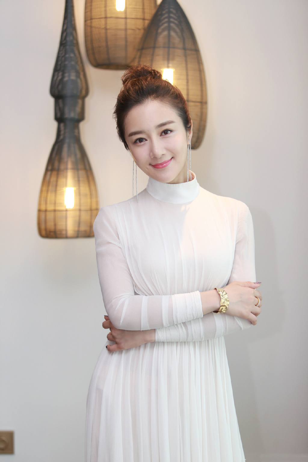 中国内地辽宁省锦州女演员李依晓大气唯美图片图片 中国内地辽宁省锦州女演员李依晓大气唯美图片图片
