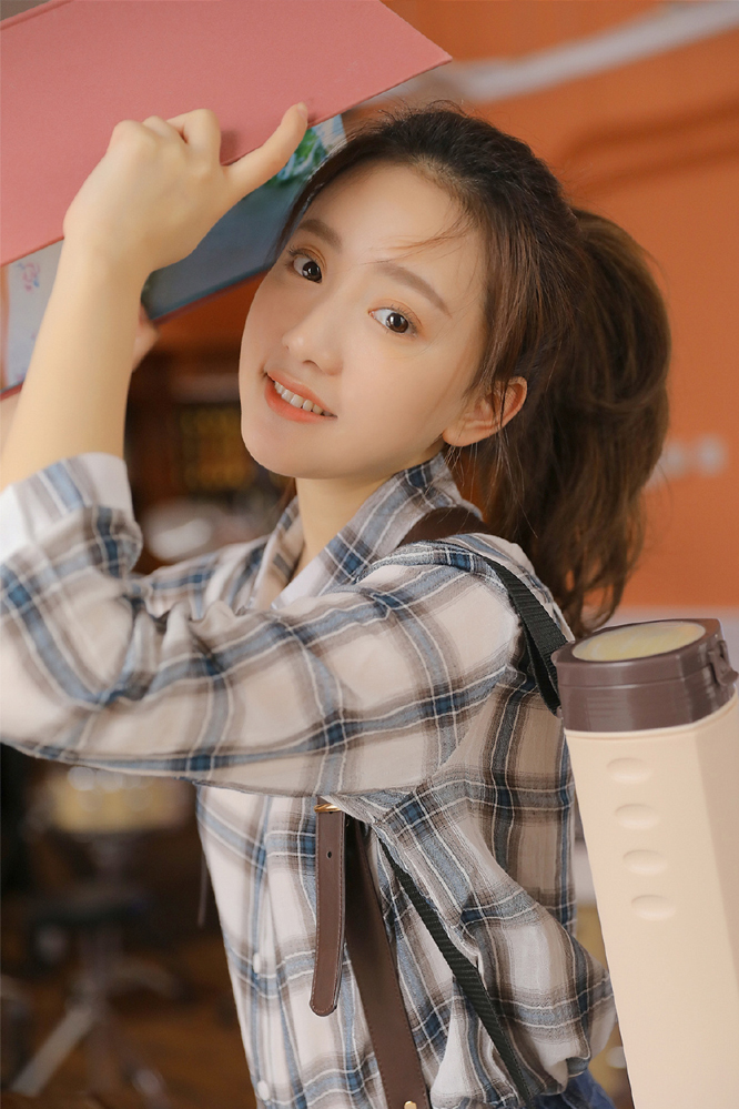 胡杏儿图片