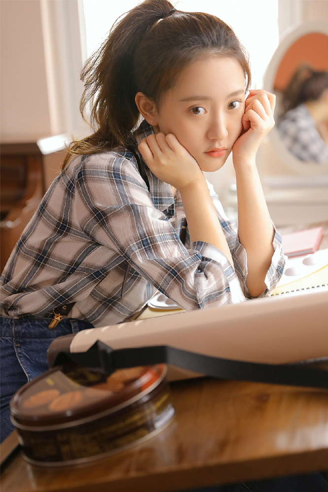 胡杏儿图片